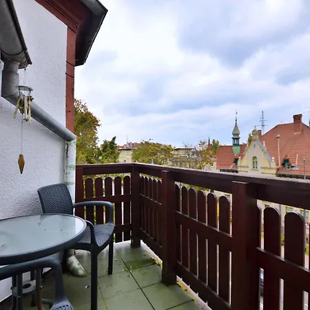 Piekny 3city Z Balkonem W Centrum Sopotu By Renters Apartment